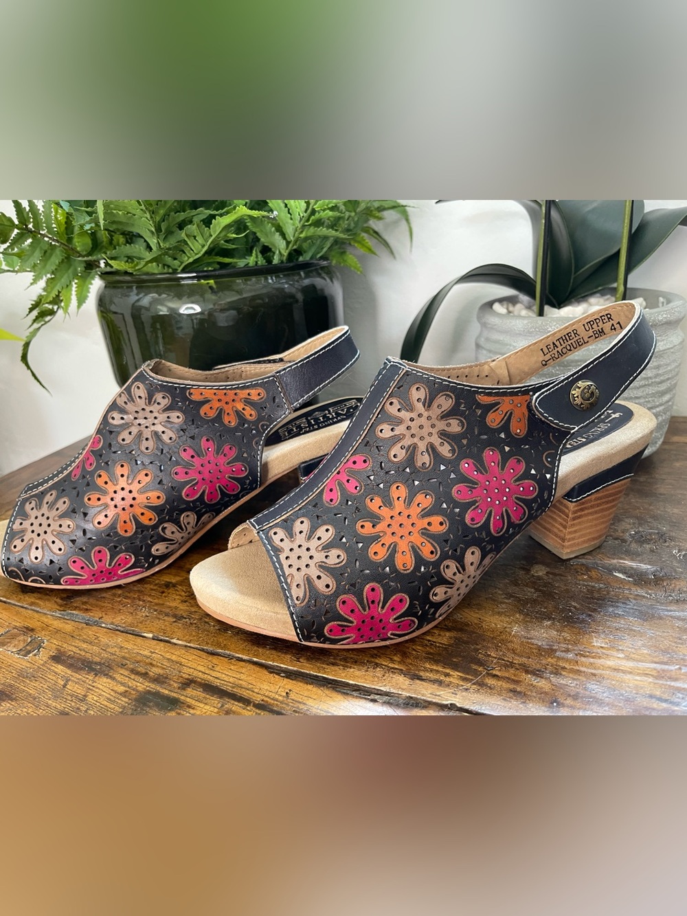 L'Artiste Floral Cutout Slingback Sandals - Black with Pink & Orange like new